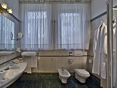 Hotel Palace San Pietro 4*