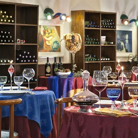 Hotel Palace San Pietro 4*